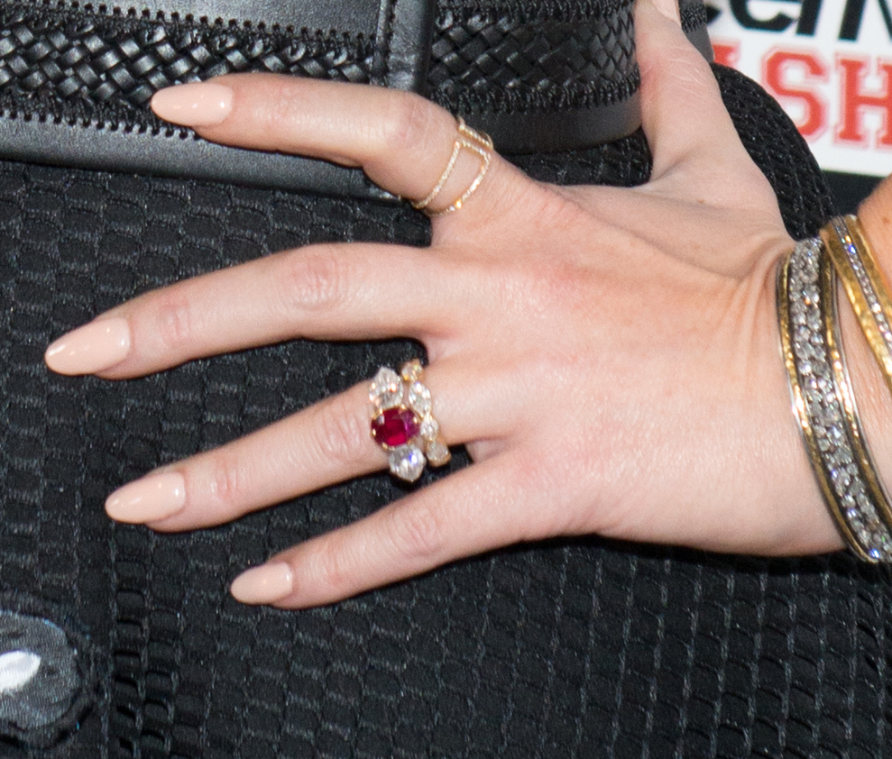 Celebrities with 5 Carat Diamond Engagement Ring - The Wedding Scoop